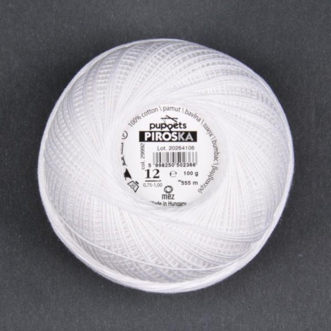 Piroska 12-es horgolófonal